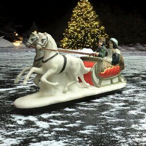 Dept 56 Sleighride Heritage Christmas Village Accessory from 1986 (No Box)
